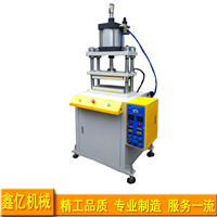 四柱三闆氣壓機