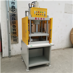 30T四柱油壓機出貨